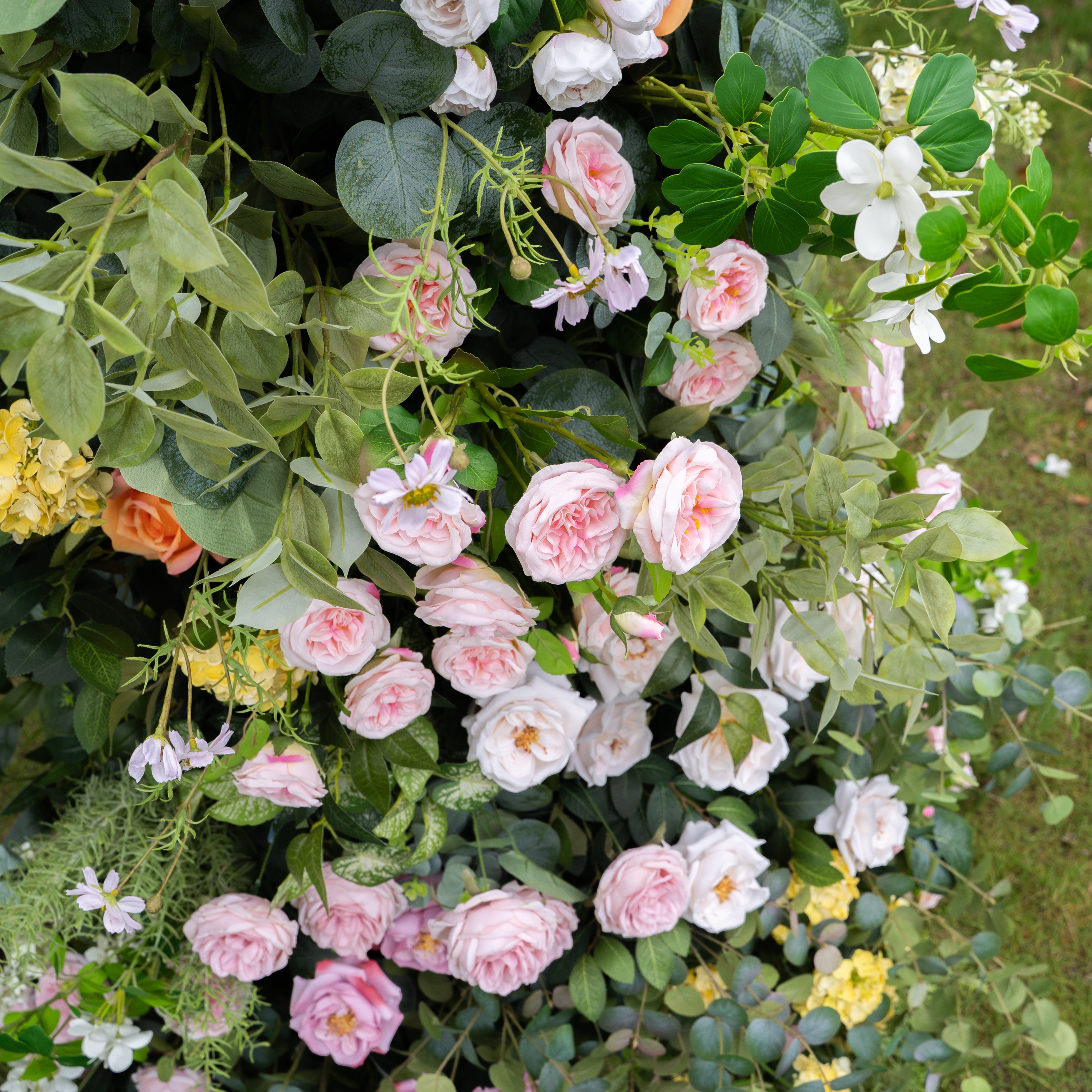 Petal:Wedding Party Background Floral Arch Decoration Including Frame