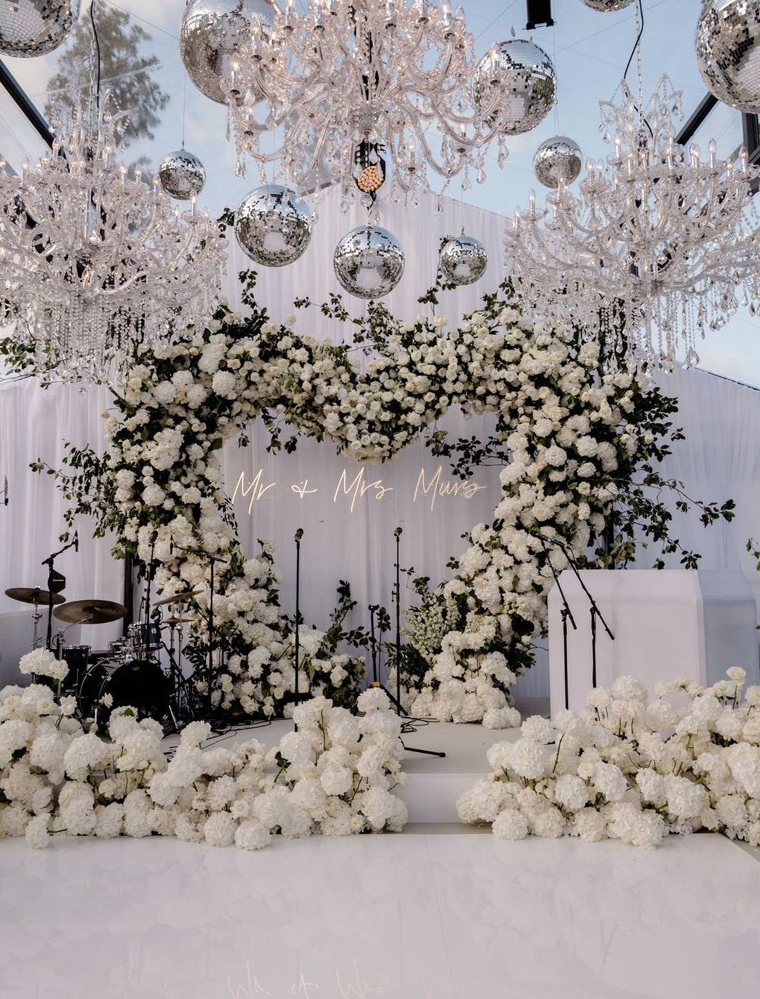 Custom Floral Arch – Style 018：2025 New Wedding Party Background Floral Arch Decoration  Including Frame