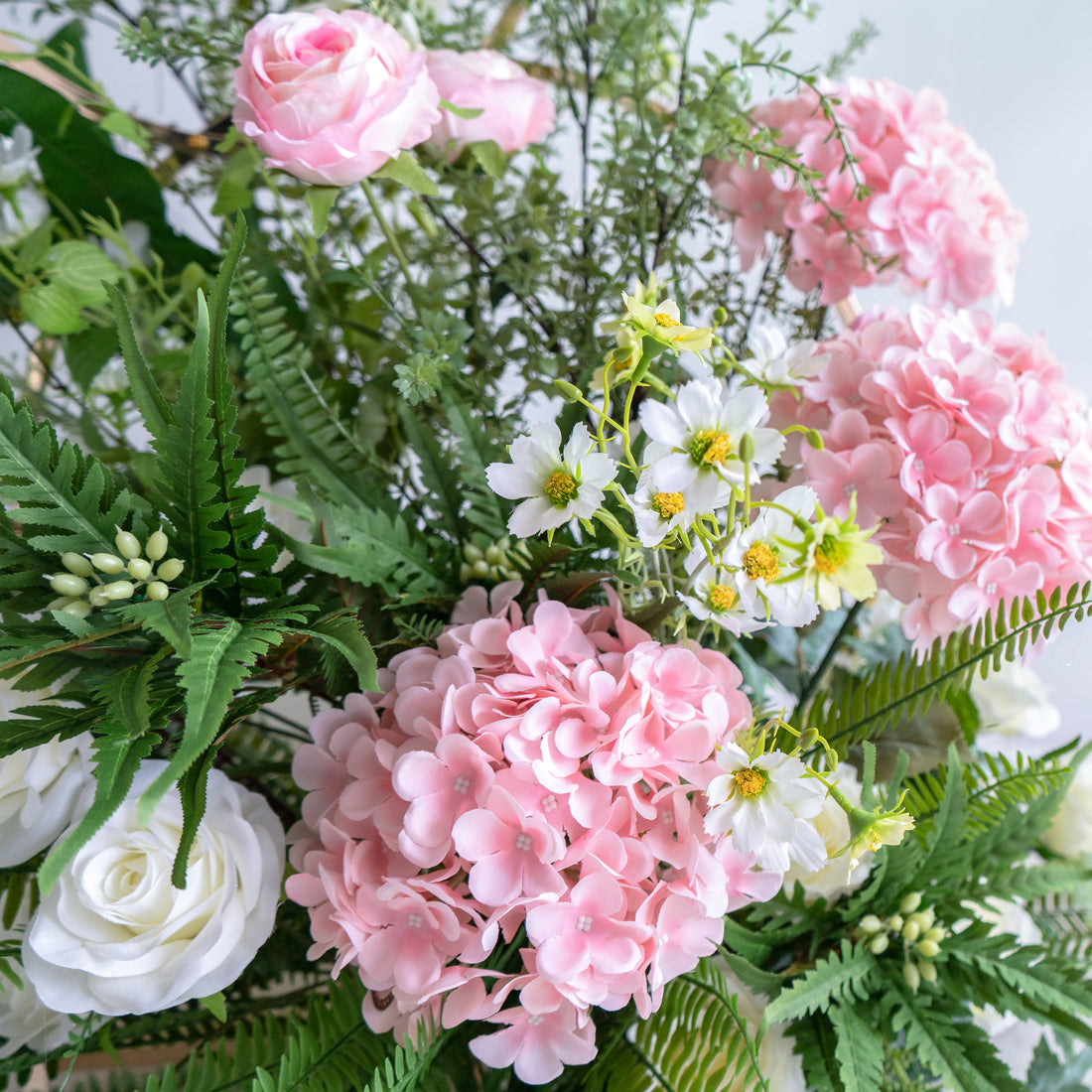 Daphne：Wedding Party Background Floral Arch Decoration (Including Frame)